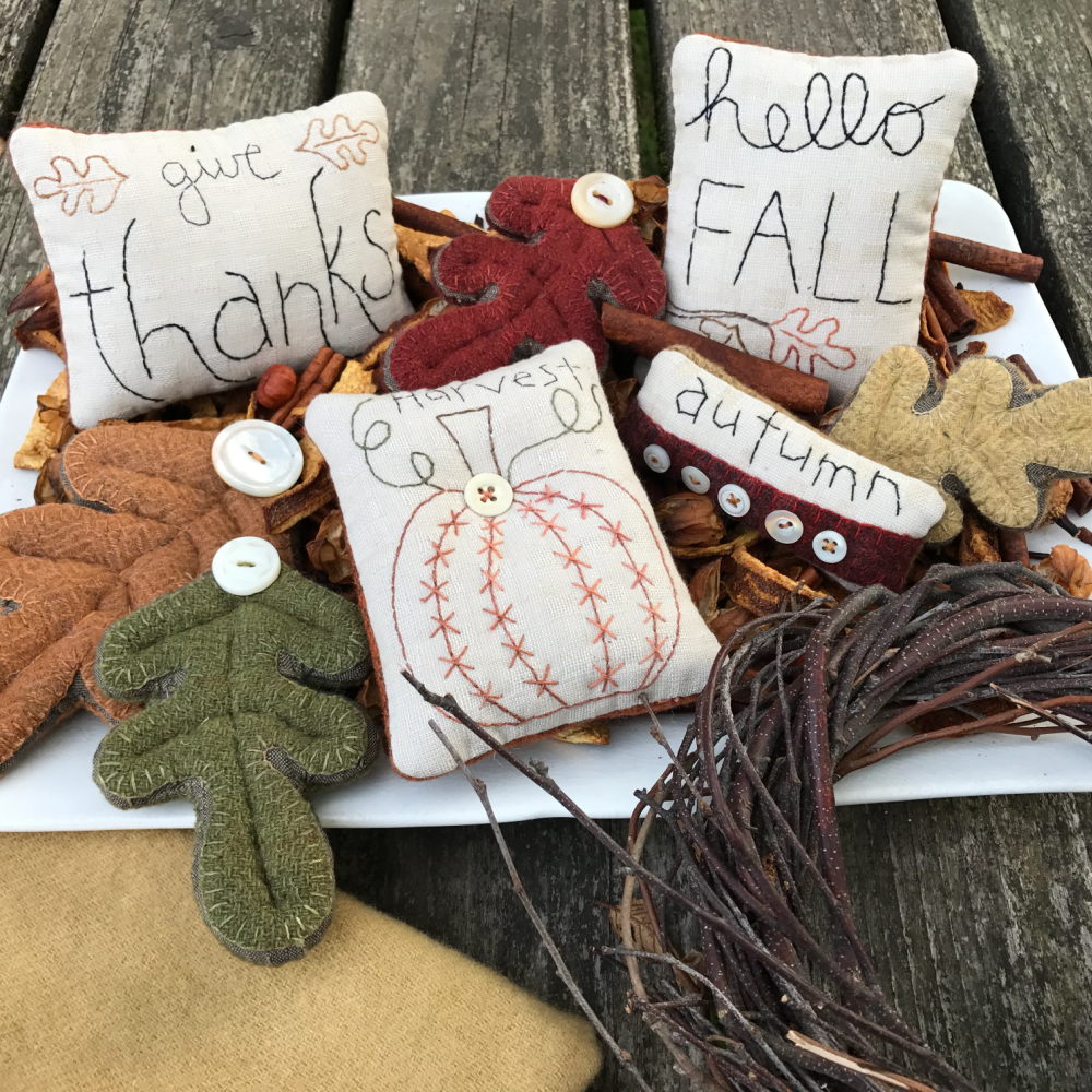 HELLO FALL BOWL FILLERS PATTERN Calico Gals