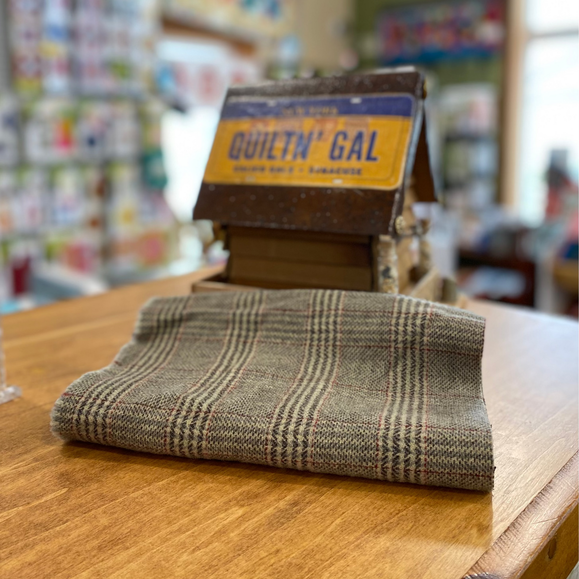 100% WOOL SCARF - BROWN