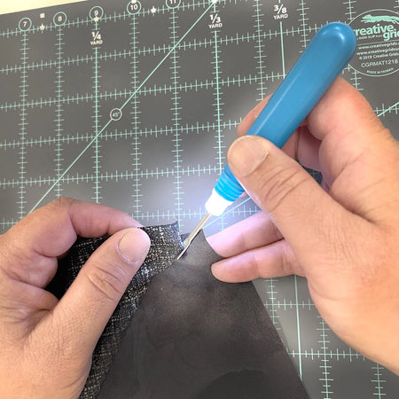 LIGHTED SEAM RIPPER