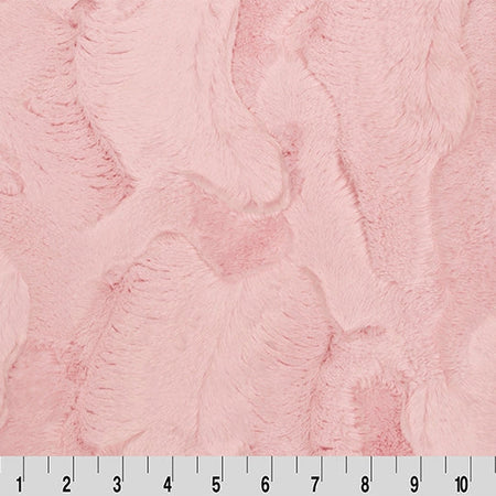 BLUSH LUXE CUDDLE HIDE